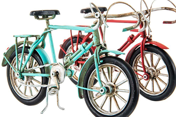 Dekoracija bicikl u boji 16x6x10 2 modela