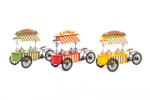 Decorative vehicle metal 30x13,5x21 ice cream cart