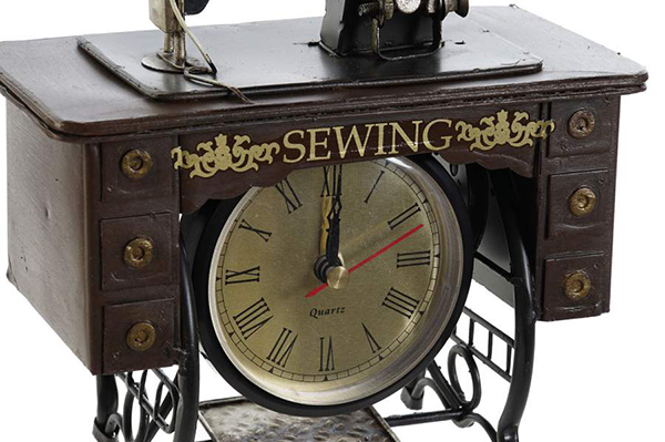 Clock metal 18x10x20 sewing machine 2 mod.