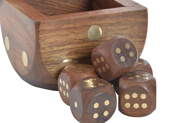 Game sheesham brass 7,5x7,5x7,5 dices brown