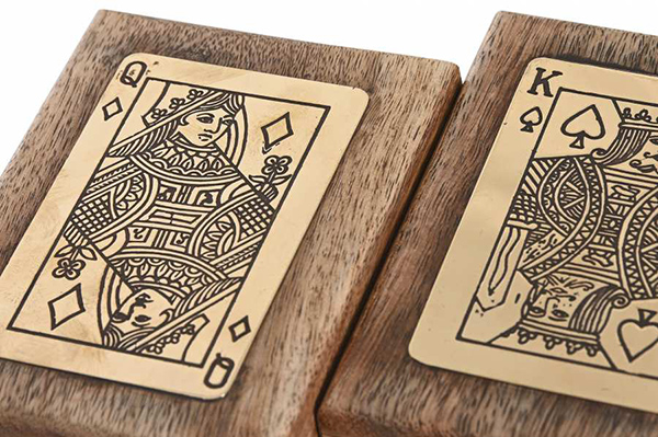 Društvena igra karte u kutiji 11x8,5x4 2 modela