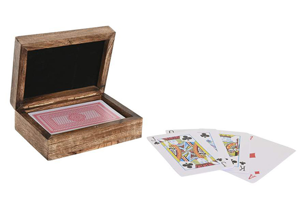 Društvena igra karte u kutiji 11x8,5x4 2 modela