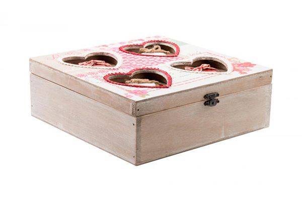 Drvena kutija za čaj sa srcima