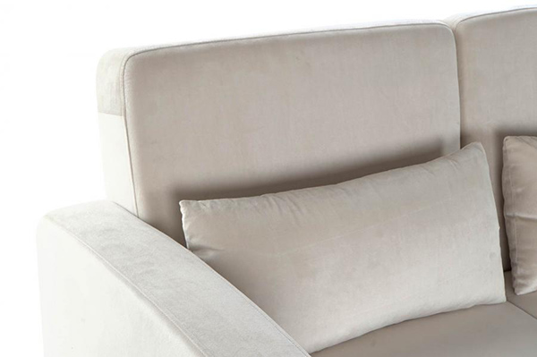 Couch polyester 135x70x76 two decorative cushions