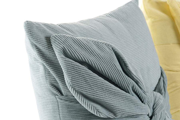 Cushion polyester 45x10x45 400 gr. bow 2 mod.