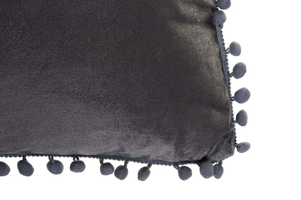 Cushion polyester 45x6x45 350 gr. pompon 2 mod.