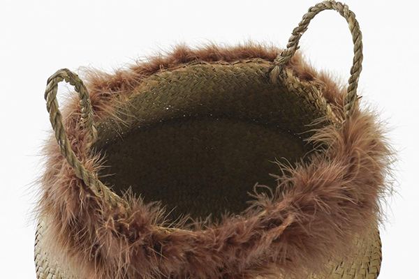 Basket seagrass feathers 40x34 hair 2 mod.