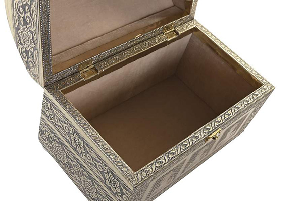 Kutija za nakit champagne / al 25x15,5x18