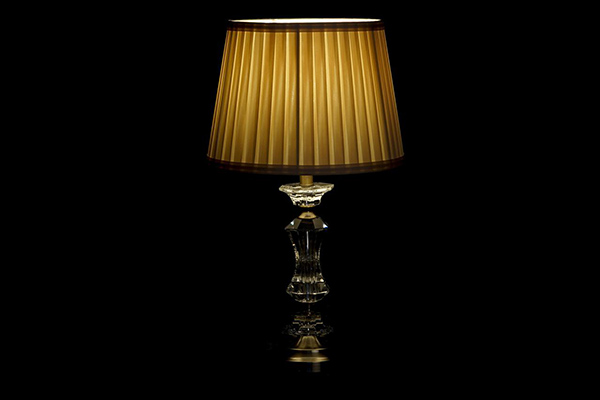 Lampa sa staklenim detaljima ii 28x28x50 2 modela
