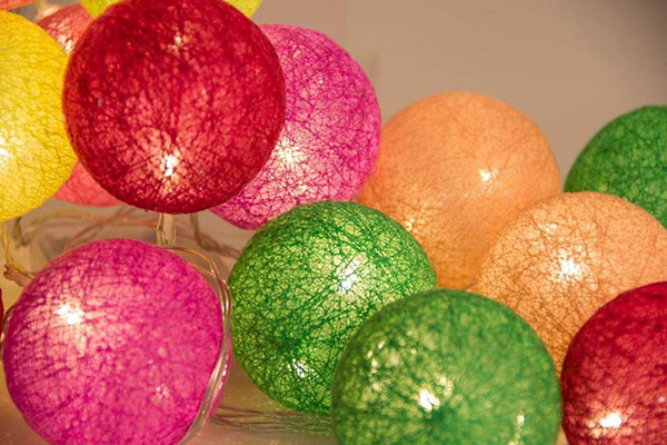 Lampioni loptice u veselim bojama/6x300