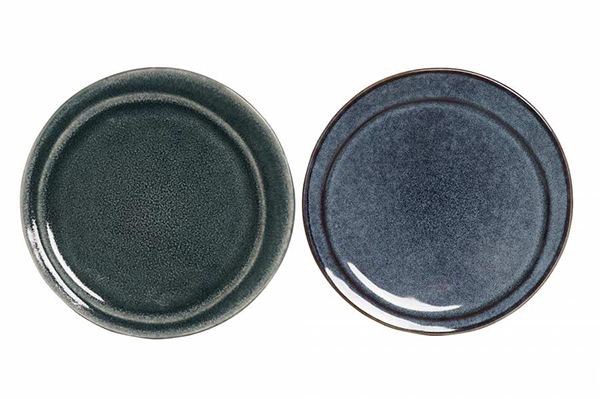 Plate stoneware 21,4x21,4x2 enameled 2 mod.