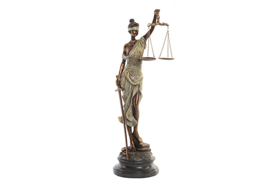 Figura lady of justice 16x15x54